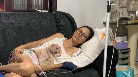 Moradora de SP passa por 17 cirurgias após descobrir necrose em viagem para a Europa