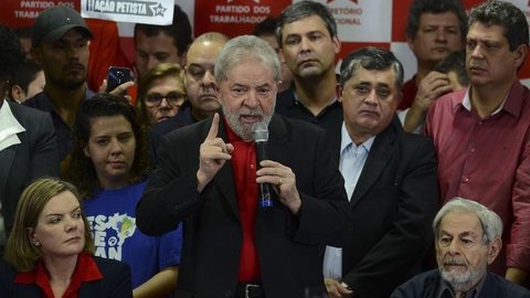 Lewandowski retira mais um recurso de Lula do julgamento virtual