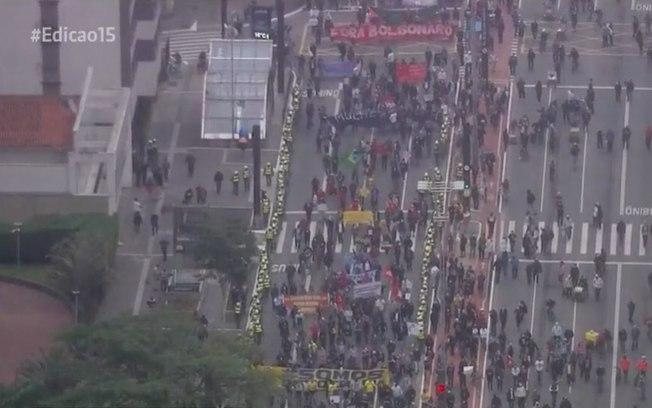 São Paulo tem manifestações contra e a favor de Bolsonaro neste domingo