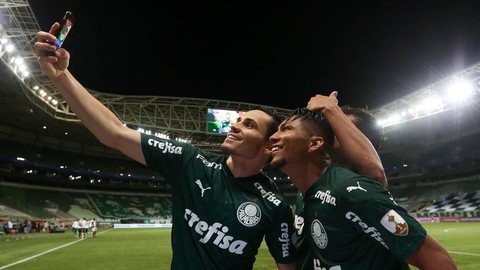 Rony sonha com nome na história do Palmeiras após superar críticas da torcida: “Nunca tinha passado por um momento assim”
