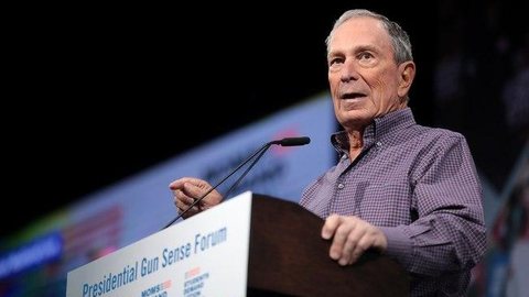 EUA: Chamado de racista e sexista, Bloomberg é massacrado em debate democrata