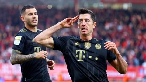 Lewandowski marca duas vezes em goleada do Bayern de Munique sobre Union Berlin