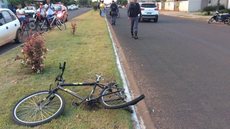 Mulher atropela e mata adolescente que empinava bicicleta; veja o vídeo
