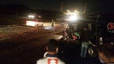 Roda de caminhão solta provoca acidente com van na Rodovia Marechal Rondon
