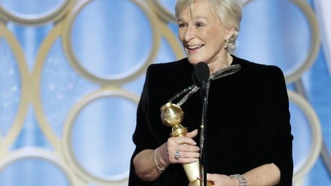 Glenn Close ganha Globo de Ouro de melhor atriz em filme de drama e faz apelo a mulheres: ‘Precisamos seguir nossos sonhos’