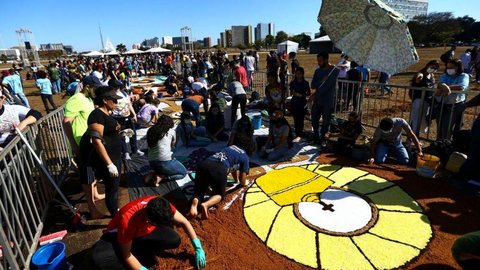 Imagem Festa de Corpus Christi volta à Esplanada após 2 anos de pandemia