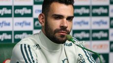 Gols e busca por meias colocam Bruno Henrique no radar da seleção brasileira