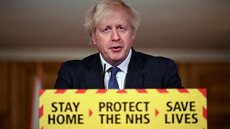 Primeiro-ministro britânico alerta para ‘forte onda’ de covid com ômicron