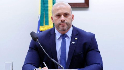 Conselho de Ética da Câmara aprova suspensão de Daniel Silveira