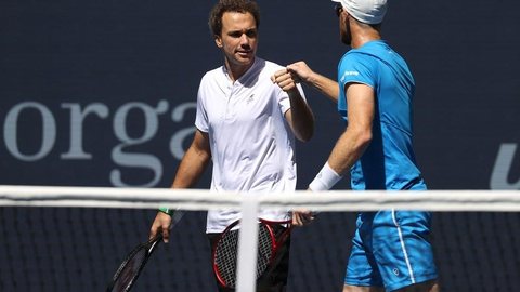 Bruno Soares e Jamie Murray são campeões do ATP 250 de São Petersburgo