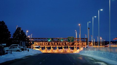 EUA vão reabrir fronteira com Canadá e México após 19 meses