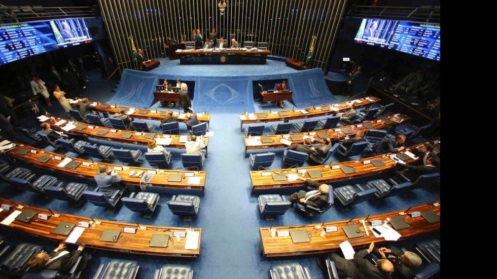 Senado aprova texto-base de projeto que flexibiliza relações jurídicas privadas