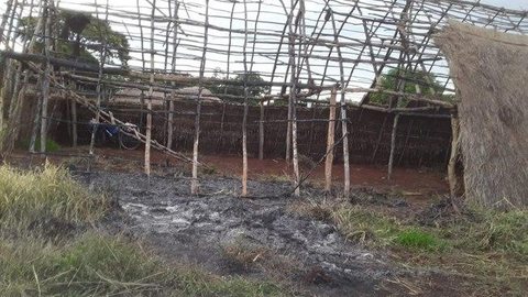 Casa de reza indígena é incendiada em área de conflitos por terra no MS