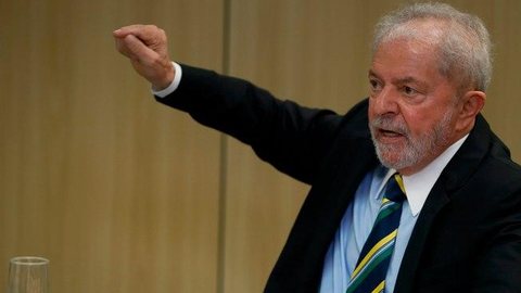 Lula chama tragédia de Brumadinho de “genocídio” e elogia trabalho de bombeiros