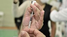 Cidade de SP vacina contra Covid pessoas com 47 anos nesta sexta-feira