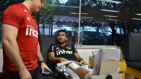 Rojas inicia recuperação no São Paulo após cirurgia no joelho direito