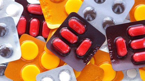 Anvisa alerta para falsificação de remédios brasileiros no exterior