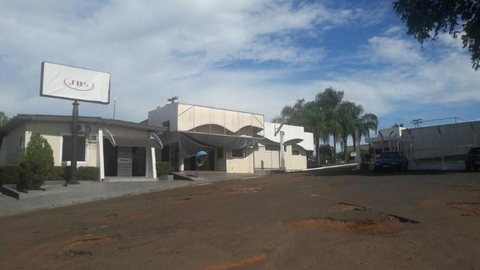 Suspensão da produção de carne bovina na JBS afeta duas unidades na região noroeste paulista