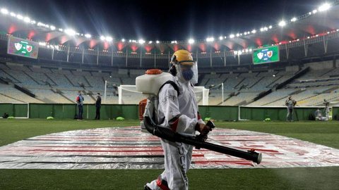 Decreto permite jogos de futebol com torcida no estado do Rio