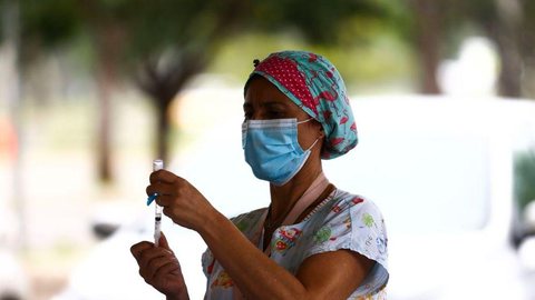 Covid-19: 711 pessoas morreram no DF após a primeira dose de vacina
