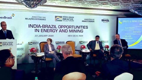 Brasil quer parceria com Índia para transformar etanol em commodity