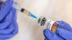 Governo anuncia hoje plano nacional de vacinação contra covid-19