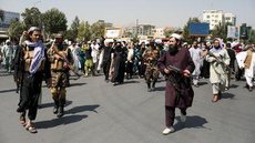 Mais um veículo de talibãs é atacado no Afeganistão