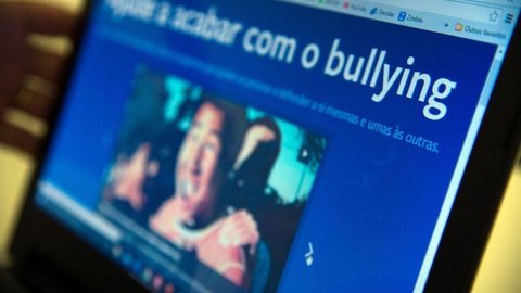 Mobilização coletiva de acolhimento de alunos reduz bullying em escola