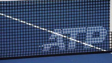 ATP adia reinício da temporada de tênis profissional