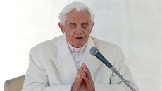Ex-papa Bento 16 reconhece erros no tratamento de casos de abuso