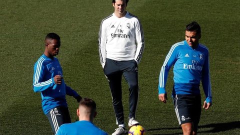 Ex-técnico do Real Madrid, Santiago Solari exalta boa fase de Vini Jr.: “Não me surpreende”