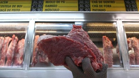 Defensoria tenta soltar homem condenado a 7 anos de prisão por roubar três peças de carne em mercado da Zona Norte de SP