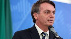 Auxílio emergencial é publicado e governo abre crédito de R$ 98 bi