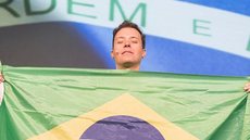 Líder de dezenas de igrejas no país, André Valadão desdenha do Brasil: "Não vale nada" - Imagem: Reprodução/Instagram