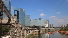 Obras da Linha 17-Ouro na marginal Pinheiros - Imagem: Reprodução / Agência Brasil / Rovena Rosa