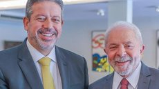 Presidente da Câmara dos Deputados, Arthur Lira (PP), e o presidente Luiz Inácio Lula da Silva (PT) - Imagem: reprodução/Facebook