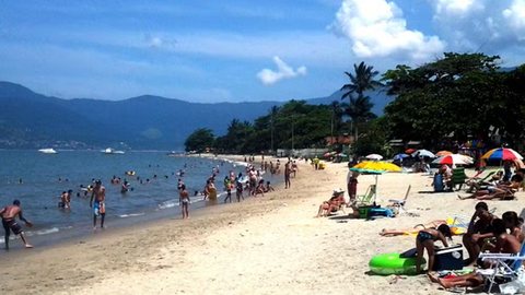 Litoral paulista possui 51 praias impróprias para banho - Imagem: Reprodução / TV Vanguarda / André Luis Rosa/