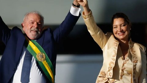 Look da Janja na posse de Lula no último domingo, 1º de janeiro - Imagem: reprodução Twitter