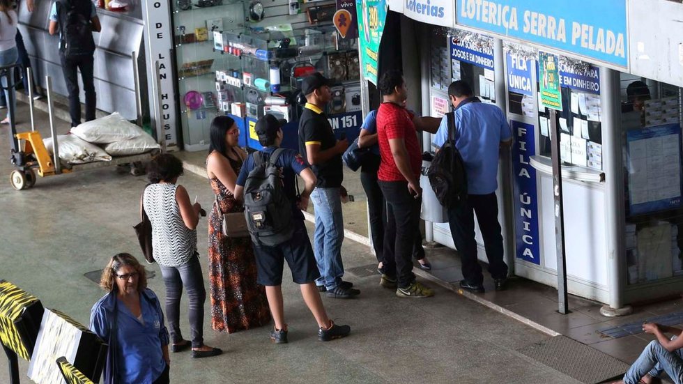 Lotofácil 3166: sem vencedor, prêmio alcança R$ 4 milhões; veja como foi a premiação ao vivo - Imagem: Reprodução/Fotos Públicas