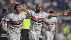 Lucas comemora gol contra o Vasco - Reprodução/Gazeta Esportiva