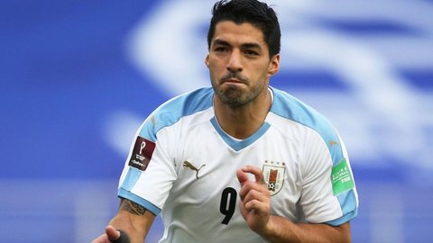 Nacional do Uruguai oficializa contratação de Luis Suárez