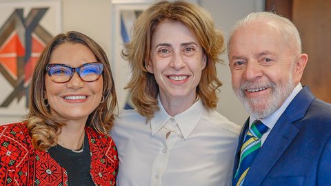 Lula homenageia Fernanda Torres após vitória no Globo de Ouro - Imagem: Reprodução / X / @LulaOficial