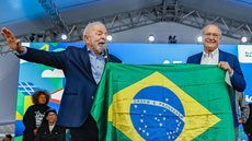 Presidente da República, Luiz Inácio Lula da Silva, tendo ao lado o vice-presidente, Geraldo Alckmin - Imagem: Reprodução / PR / Ricardo Stuckert