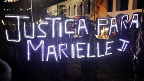 Lula tem sido aconselhado a se manter sem maiores comentários sobre o assassinato da vereadora Marielle - Imagem: reprodução Instagram @marielle_franco