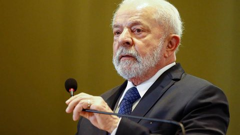 Presidente Lula critica leilão da Petrobras e promete barrar aumento do gás de cozinha para proteger consumidores - Imagem: Vinícius Schmidt / Metrópoles