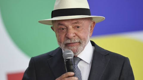 O governo Lula atuou nos bastidores para que a federação permaneça neutra e não integre oficialmente o palanque presidencial de Flávio Bolsonaro - Imagem: Reprodução