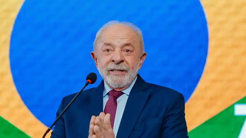 Lula discursa durante convenção nacional do PDT em Brasília, evento que oficializou o apoio do partido à reeleição do presidente e foi marcado por novas críticas a Flávio Bolsonaro e à atuação de brasileiros nos EUA - Imagem: Reprodução