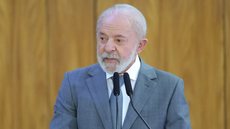 Embora a licença-paternidade ainda seja menor que a maternidade, a mudança é um passo importante para a igualdade nas responsabilidades familiares - Imagem: Reprodução/Fabio Rodrigues-Pozzebom/ Agência Brasil