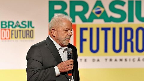 Lula discursa em evento sobre transição de governo - Imagem: reprodução/Facebook