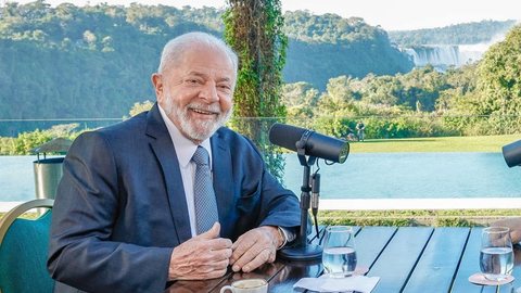 Presidente Lula em evento em Foz do Iguaçu (PR) - Imagem: reprodução/Facebook